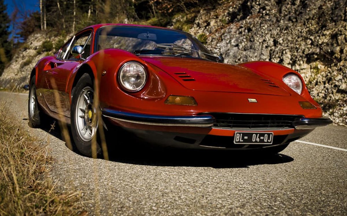 ferrari-dino-john-classic-restauration-voiture-ancienne-classique-collection