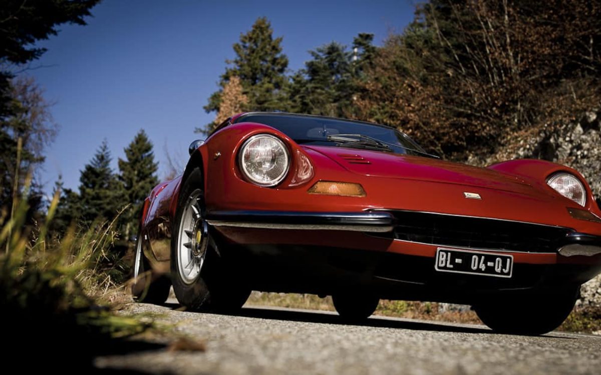 ferrari-dino-john-classic-restauration-voiture-ancienne-classique-collection