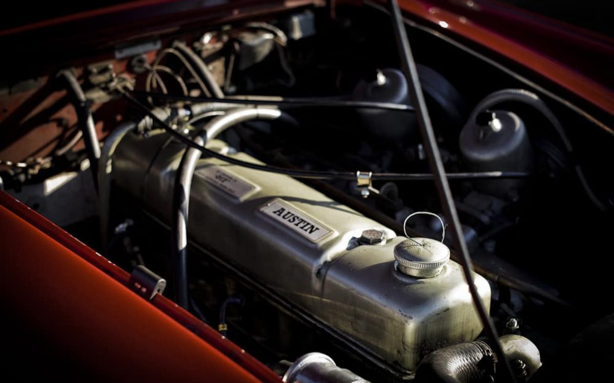 Austin-Healey-3000-john-classic-restauration-voiture-ancienne-collection