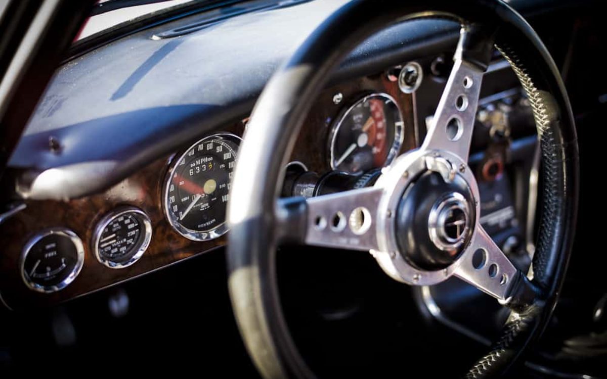 Austin-Healey-3000-john-classic-restauration-voiture-ancienne-collection